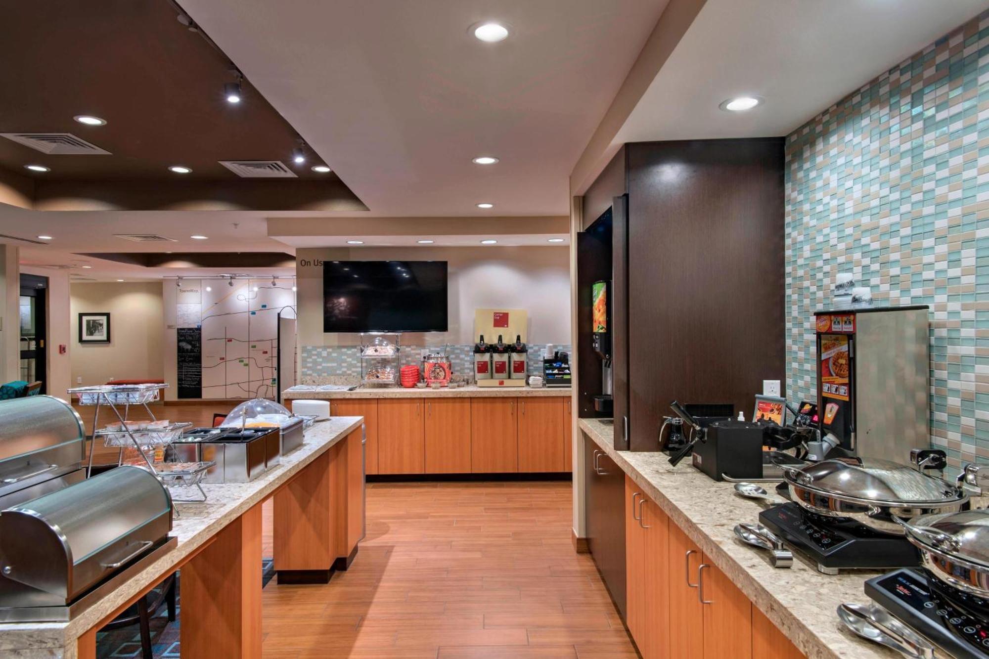 Towneplace Suites By Marriott Des Moines West/Jordan Creek West Des Moines Buitenkant foto
